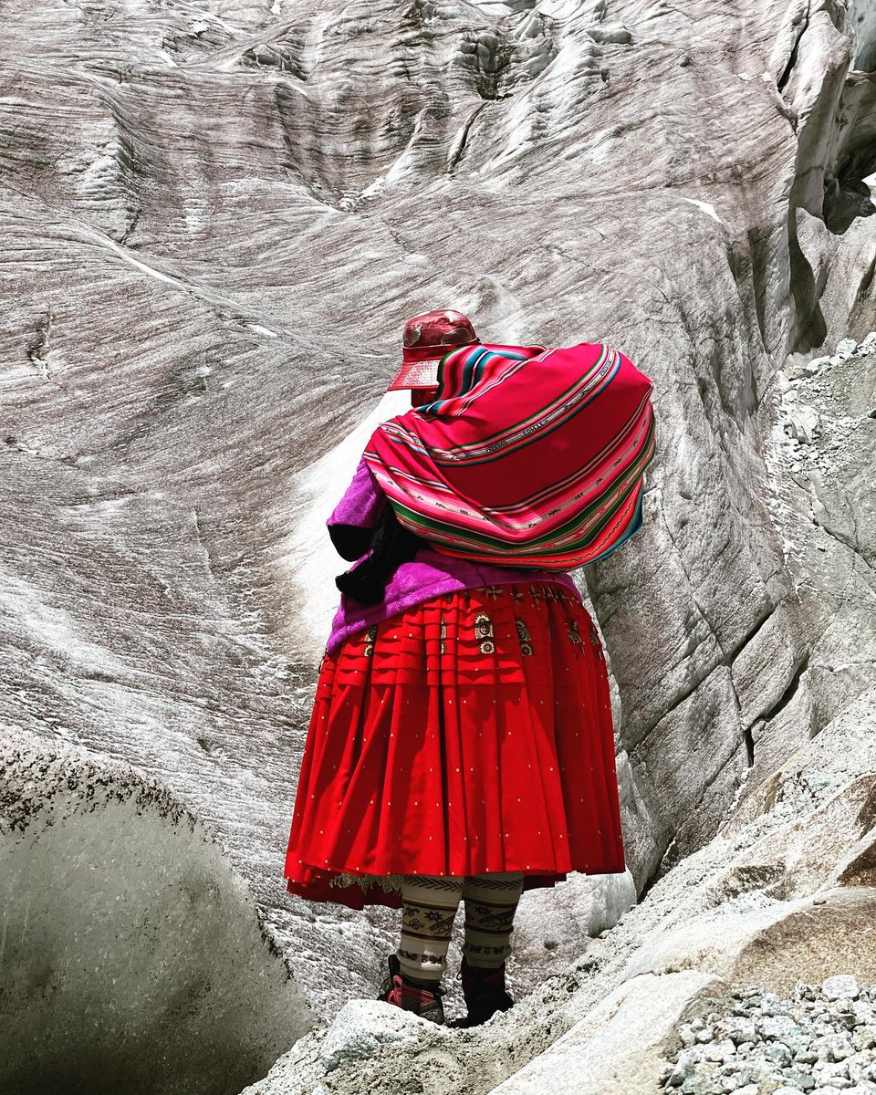 This weekend I went climbing with my friend Ely of the <a href="/CholitasEscalad/">🇧🇴Cholitas Escaladoras Bolivia🇧🇴</a>. The Climbing Cholitas are breaking down gender and race barriers one mountain at a time. 
For more on these revolutionary women: youtu.be/sYjpyNsowNE
