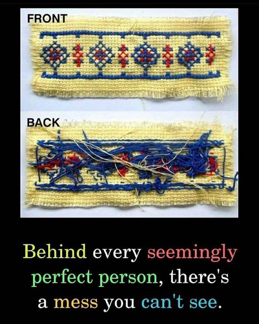 rosam9981's tweet image. Detrás de cada aparentemente persona perfecta, hay un desastre que no puedes ver