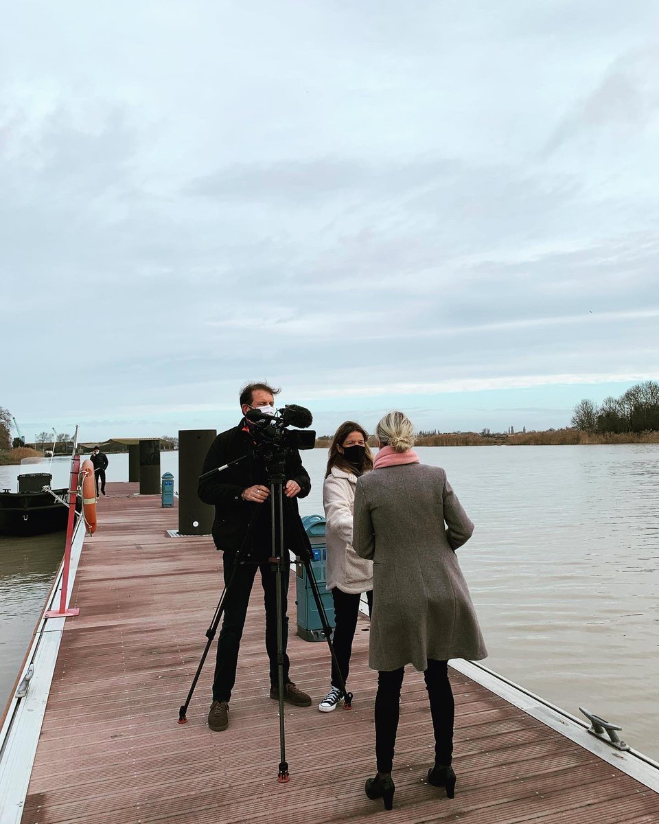RichezLerouge's tweet image. Avec @F3Aquitaine pour le lancement du nouveau 44 Open de Nautitech sous le marrainage porte-bonheur de @SMarcilly . Bon vent sur les mers du globe au dernier né du  constructeur rochefortais . @NautitechCat #francerelance #multicoque Premiers essais au @MiamiBoatShow