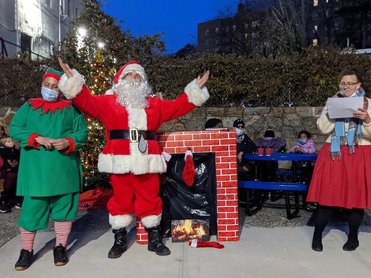 yonkerslibrary's tweet image. Giving NEW Books &amp;amp; NEW Programs for everyone in the community! The @FoundationYPL  is committed to enriching the lives of Yonkers residents. Donate to join the impact: foundationforypl.org
#SupportYourLocalLibrary #YonkersPublicLibrary #Donations #communityenrichment