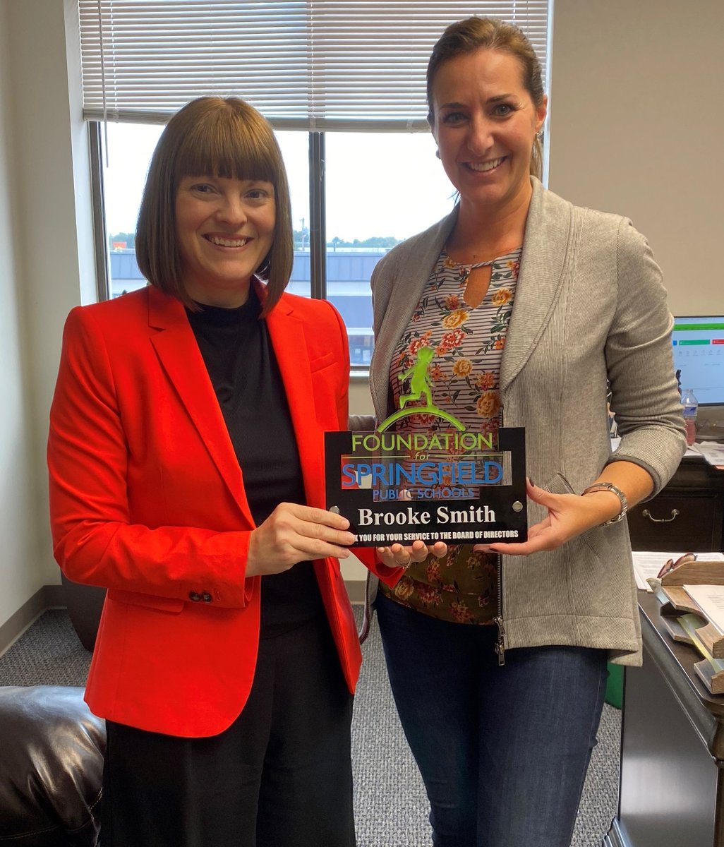 Foundation4SPS's tweet image. We said "see you later" to 4 public education advocates in #417Land! They may not be on our board, but they'll always be apart of our family!

Thank you for helping us #supportSPS!
- Teresa Coyan (@t_coyan)
- Danielle Kincaid (@SGFDanielle)
- Brooke Smith
- Peter Lai (@laipeter)