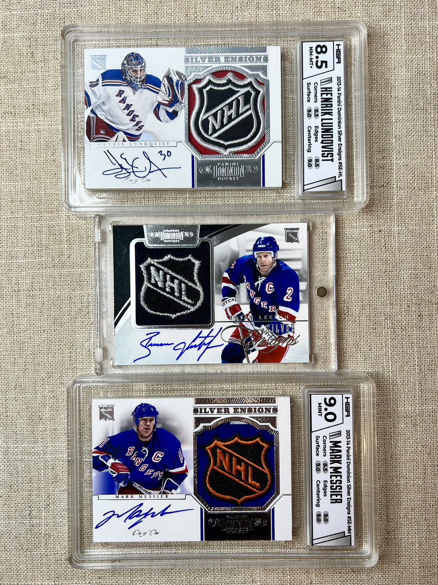 30lundqvist30PC's tweet photo. Leetch Dominion Game Used Shield Auto 1/1 🐐
Leetch has pretty much no high end and the shield is from the Rangers liberty jersey which IMO makes it even more special. Hard to get a good photo of the navy blue tint on the jersey it’s stitched to. 🗽
#BrianLeetch #Leetch #NYR https://t.co/jTbitm3ECP