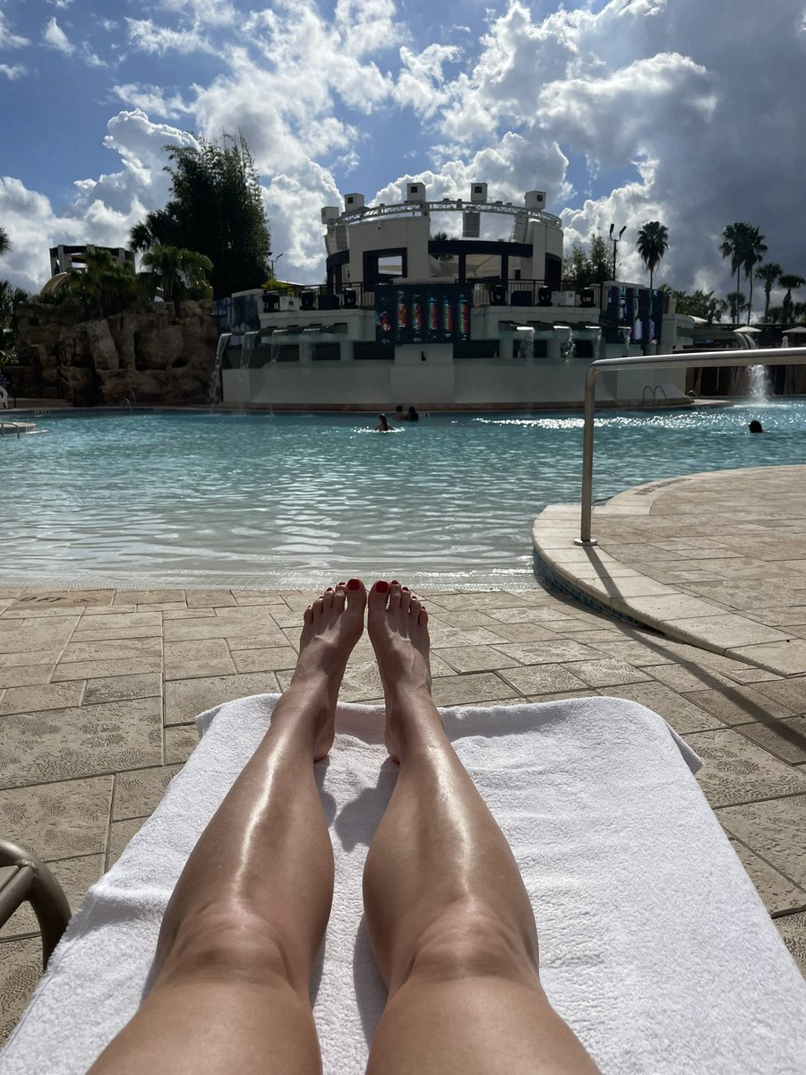bdeckelman21's tweet photo. #worktrip https://t.co/o4QBUqynGm