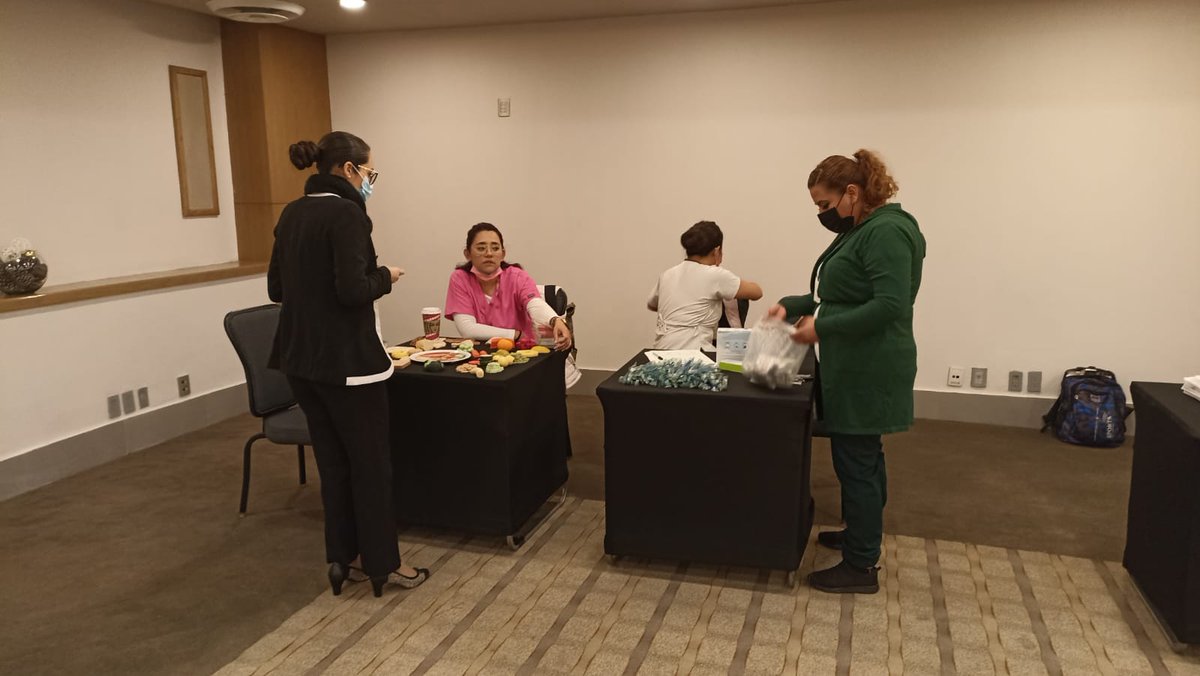 NuevaeraCroc's tweet photo. Sección 84| El día de hoy realizamos el inicio de Jornada de la Salud, por parte del programa Prevenimss, haciendo chequeo general, llevándolo a nuestra fuente laboral dando inicio en el 𝗛𝗼𝘁𝗲𝗹 𝗚𝗮𝗹𝗲𝗿𝗶𝗮 𝗣𝗹𝗮𝘇𝗮, Mexico.
@IsaiasSiCumple 
@CROC_Nacional https://t.co/eCnsyYFvXv