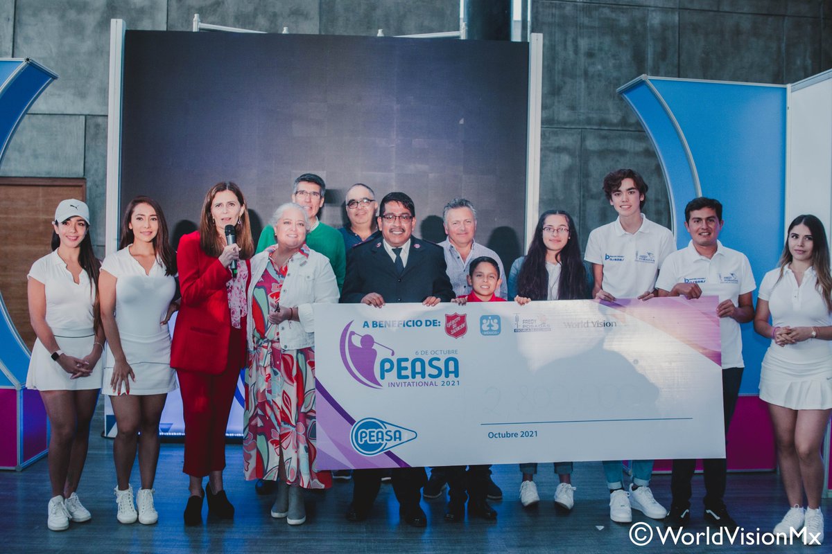 WorldVisionMx's tweet photo. Agradecemos a Mauricio Autrique , director general de #PEASA, por invitarnos al evento de "Golf con Causa" en su 8va edición. Esta recaudación contribuirá a nuestro trabajo en programas de acceso al agua y fortalecimiento de habilidades para la vida en jóvenes de San Luis Potosí. https://t.co/mj9ExFHmjn