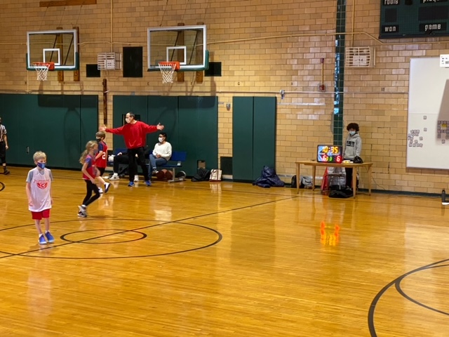 CaedmonBBall's tweet photo. Spirited efforts at this past weekend's trio of games for our 4th and 5th grade teams. Game action resumes in January. Can't wait. #CaedmonBasketball #CaedmonPhysEd #TheCaedmonStory #gothambasketballassociation https://t.co/ggSrqEB0M9