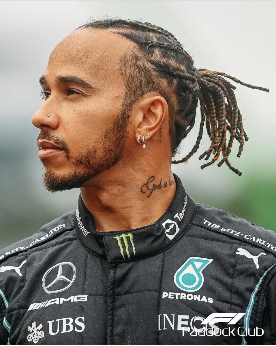 JenEBallard's tweet photo. Nothing but love and admiration for this guy, the true champion 💜#IStandWithLewisHamilton https://t.co/V9U2H1apso