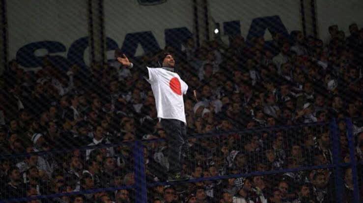 90'da Sergen desem çok kızar mısın? Kadıköy’de pancu'yu hatırlar mısın?
Japon bayrağı sana ne hatırlatıyor? Yıllar geçse bunları unutamazsın #FBvBJK