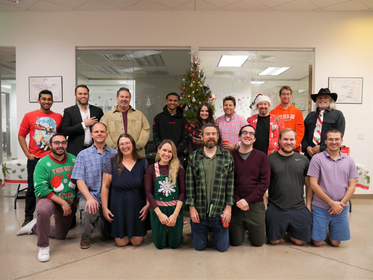 aptus_ai's tweet photo. We had a wonderful Christmas Party/ Secret Santa Gift Exchange last week 🎄🎁 Lots of yummy and beautiful desserts (shoutout to Kelsey!) and gingerbread house decorating!

#christmas2021 #secretsanta #christmasparty2021 https://t.co/lbQ0tHMQLs