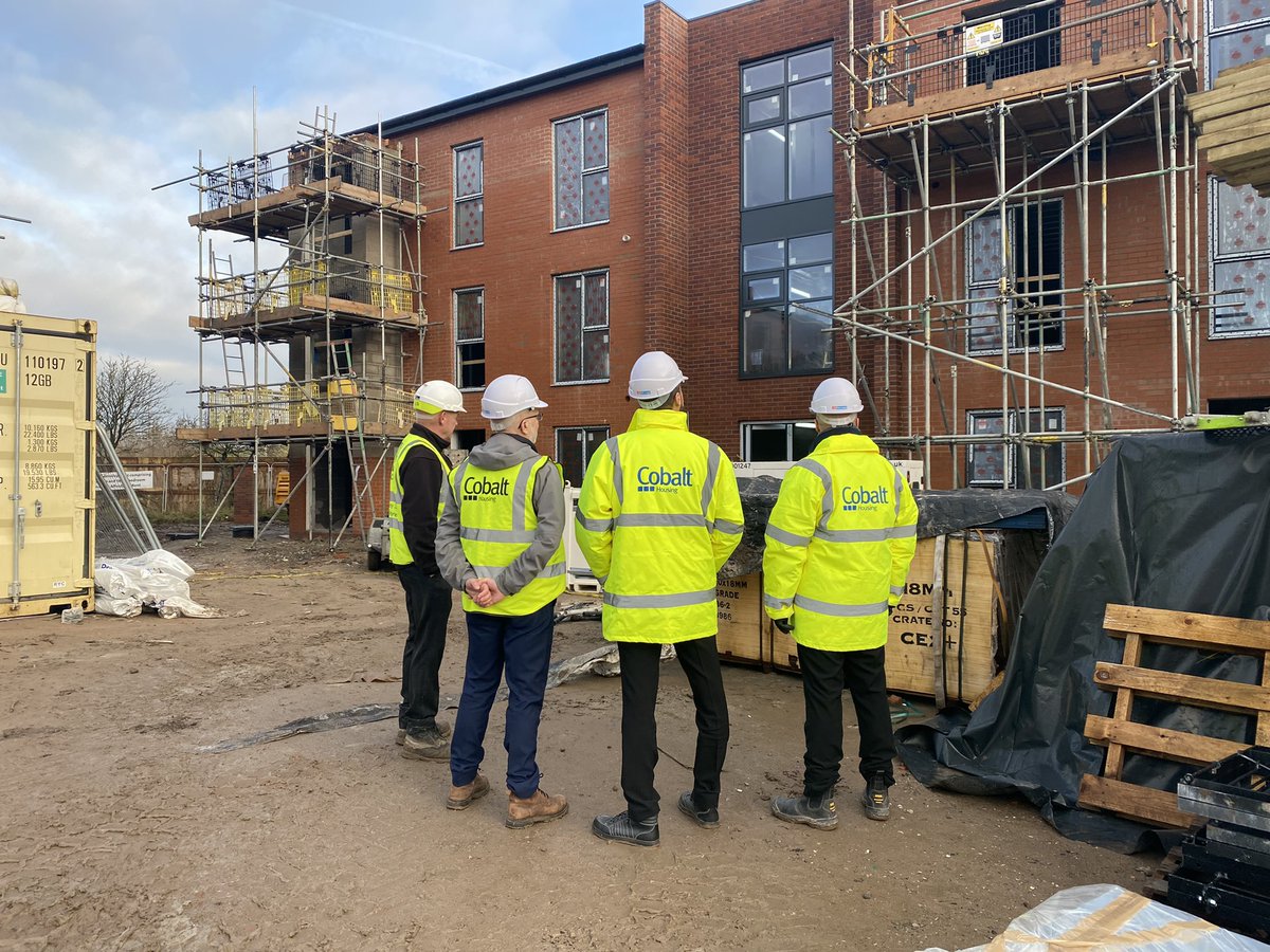 Enjoyed my visit to Altbridge today with @CobaltHousing, a great tour by @CaseyCompanies and behind the scenes look at the next update video. Thanks for the invite @woodsandtrees.
#improvinglives #newbuild #housing