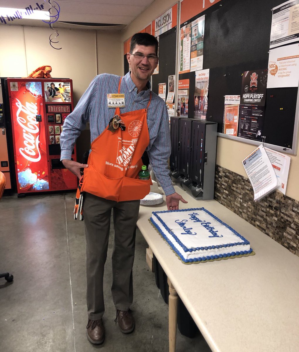 Happy birthday to our fearless leader @spustelak. We hope your having a fabulous day @lillypad166 @jody_delicato @JoshuaStoneHD @CJoneshd2317 @RobD250 @john_l_gossett