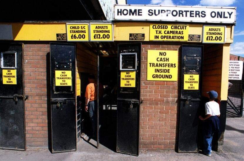ILoveBoothferry's tweet photo. 14,162 fans said goodbye to Boothferry Park on this day in 2002.
Feels like yesterday.
Relive your memories - take a look at our recently-updated gallery ๐
https://t.co/8gBFUoqI0P
#FerArk #hcafc https://t.co/zkao7W9MJT