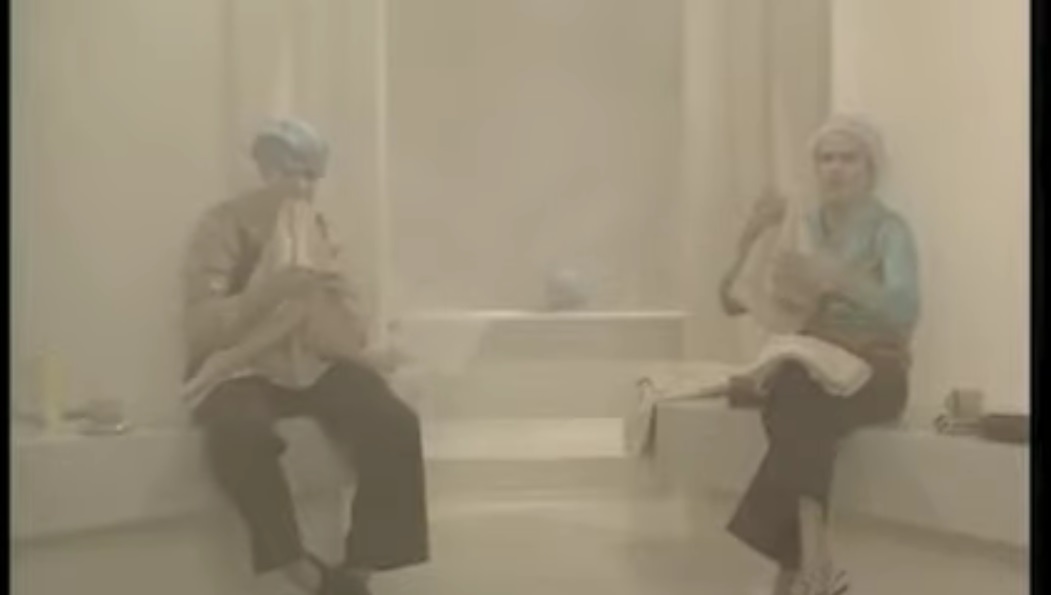 FriendsBaths's tweet photo. It's amazing where #TurkishBaths appear! Victoria Wood must have visited one somewhere (Victoria Baths Manchester, maybe?) as one of her 1985 sketches features herself &amp; Julie Walters as Turkish Baths attendants. Rocking the bikini over clothes look!!
#ThrowbackThursday #comedy https://t.co/ilkNi196HG