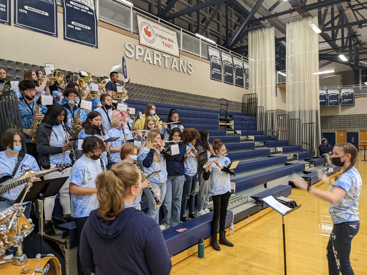 Good to be back bringing the spirit <a href="/gc_pep/">Gates Chili Pep Band</a>!! <a href="/GCSDSpartans/">Gates Chili Athletics</a> #spartanpride