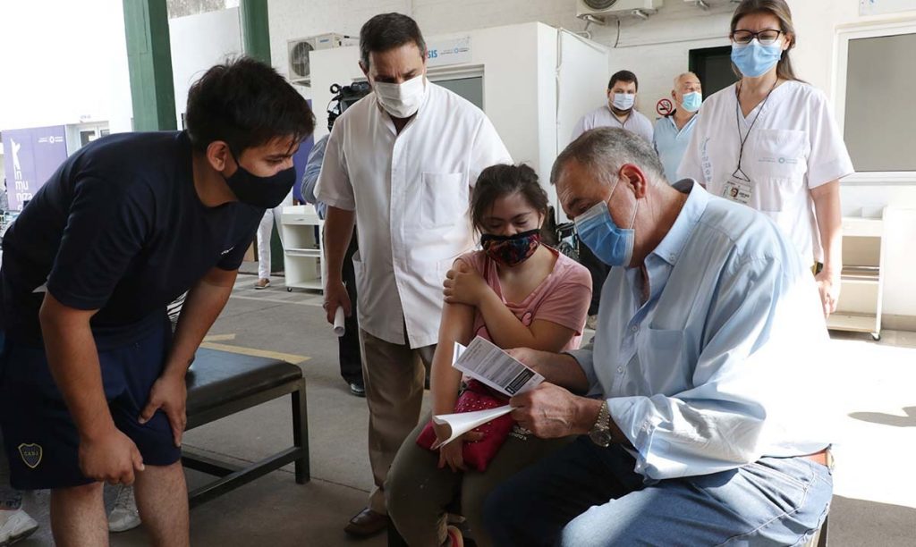 En Tucumán, desde la implementación del pase sanitario llevamos aplicadas 203.418 dosis de vacunas contra el Covid-19. Este record se dio gracias al gran trabajo que realiza el personal de salud.