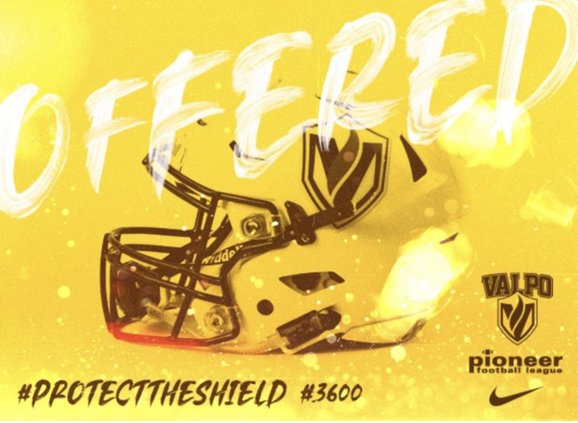 Grateful to receive an offer from Valparaiso University! Thank you to <a href="/CoachBDoc/">Brian Dougherty</a> for this opportunity <a href="/valpoufootball/">Valpo Football</a>
