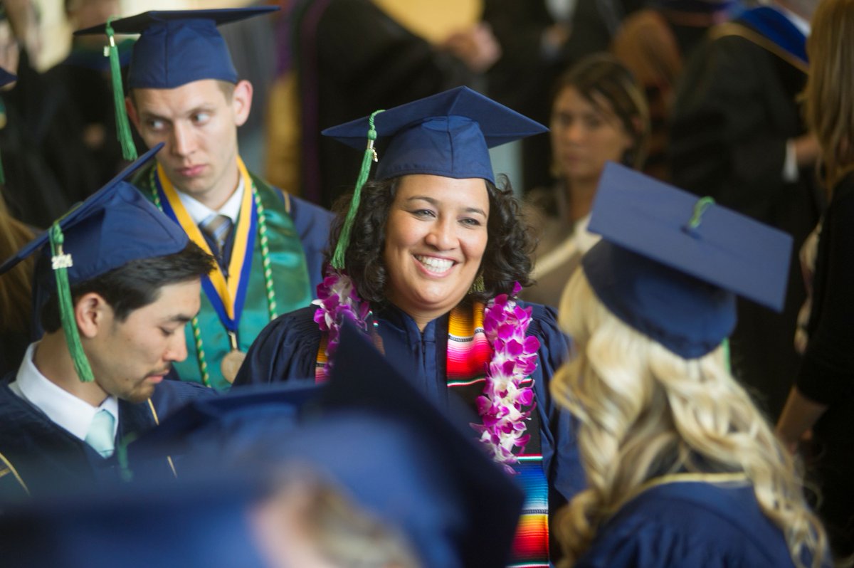 UCDavisMed's tweet photo. Meet @OliviaCampaMD. A first-generation college student, 2014 alumna of our school of medicine, internal medicine resident @UCDavisHealth, and now: an assistant clinical professor in the Department of Internal Medicine.
1/2 https://t.co/EhCJy9wBEc
