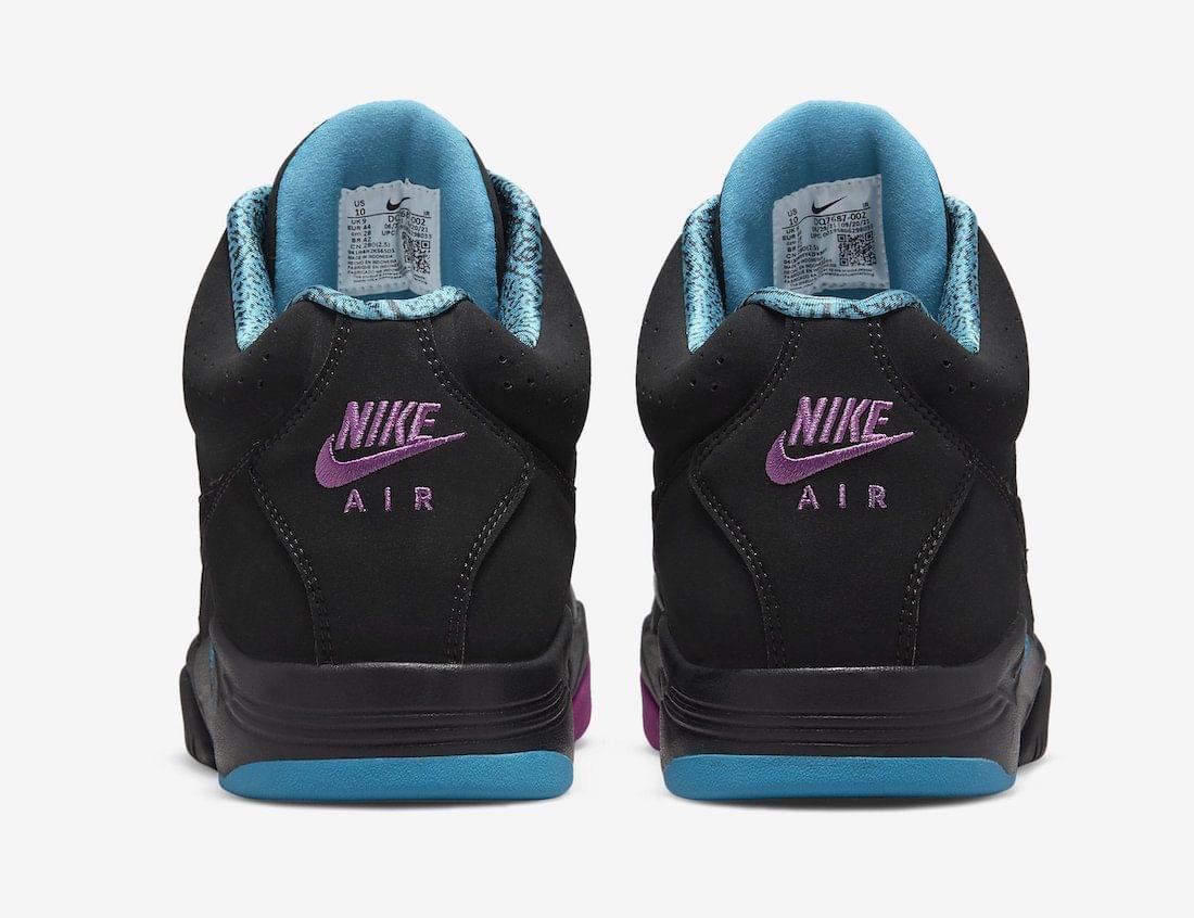 AdrianHayabusa's tweet photo. Los Air Flight Lite Mid “Miami Nights” están turbo @Folkensio 🟣🔵⚫️
Salen a principios del 2022 para celebrar los 30 años de la silueta #Chidory https://t.co/bSDGx1TsqR