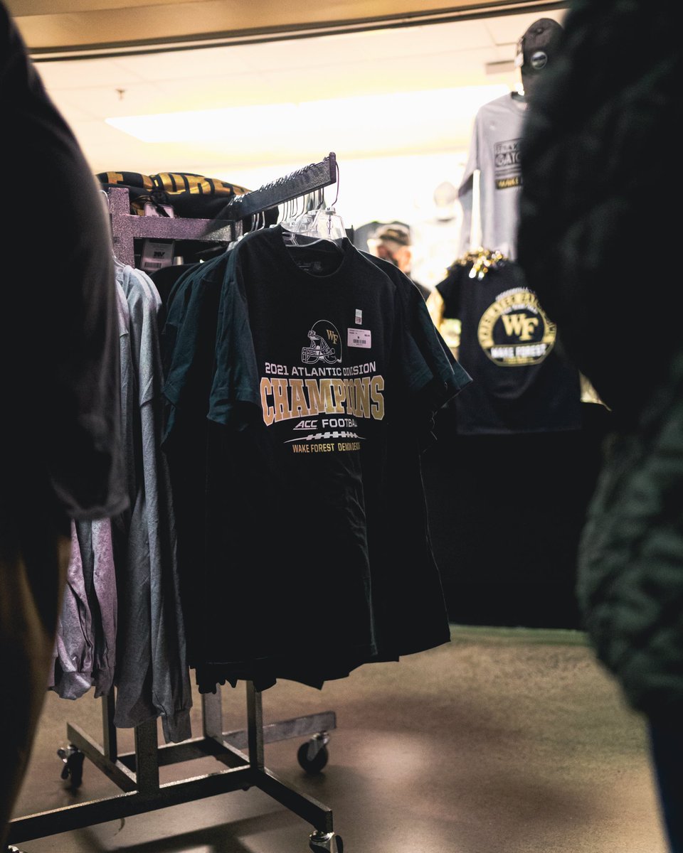 DeaconStyle's tweet photo. At The Joel tonight for @WakeMBB?

Be sure to come see us at The Deacon Shop‼️

#GoDeacs🎩 https://t.co/emMkWl6JY3
