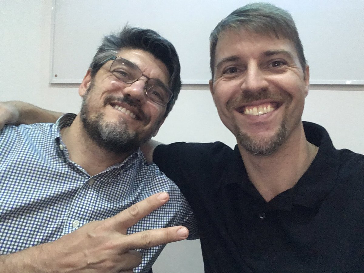 Nosso camisa 10, Dr. Fábio Cunha. Que alegria tê-lo conosco no RS neste último sábado, e trabalhando pela Optometria, sempre, é claro!
Obrigado amigo!

<a href="/CROORSOficial/">CROORS</a> 
@CBOOConselho 
<a href="/fabio_cunha73/">Fábio Luiz da Cunha</a>