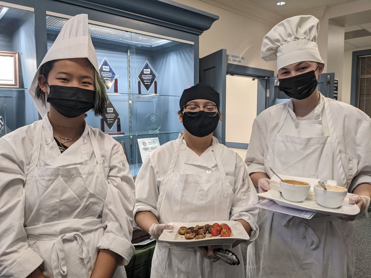 SCPSchools's tweet photo. Students from the culinary arts program at Mountain View HS provided light refreshments during a farewell reception for outgoing School Board members this evening. 
@MV_Wildcats https://t.co/lcrbSNpWB7