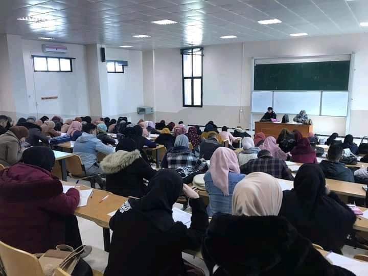 FshsUniv's tweet photo. تواصل التعليم الحضوري في دفعة السنة الثانية ماستر والسنة الثالثة والاولى ليسانس بكلية العلوم الاجتماعية والانسانية https://t.co/a3RKCcPFgu