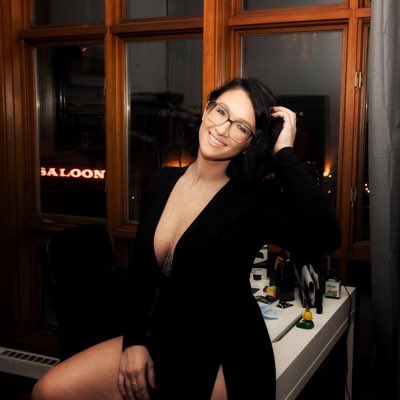 #NouvellePhotoDeProfil https://t.co/aiYU0oXEl0<a href="/tag/nouvellephotodeprofil"class="tags">#NouvellePhotoDeProfil</a>