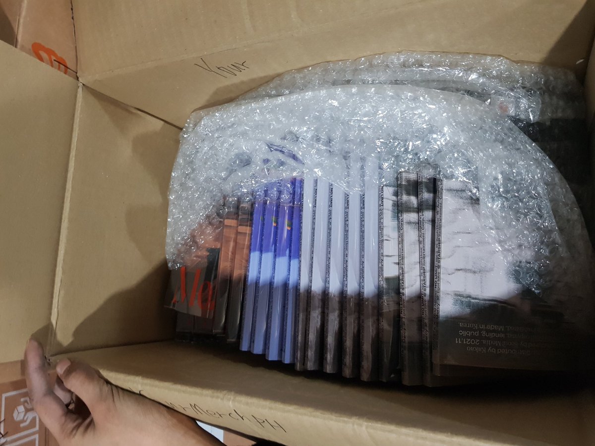 YourMerchPH_'s tweet photo. π ARRIVED IN KR ADDRESS
2 BTS HOLIDAY SPECIAL BOX
20 STRAYKIDZ CHRISTMAS EVE LIMITED VER. UNSEALED
20 MONSTA X NO LIMIT UNSEALED
UNDER NORMAL ETA
Waiting nalang po sa Schedule ng pickup ang box 3. :)
#YourMerchPHUpdates https://t.co/MDNikoX4PU
