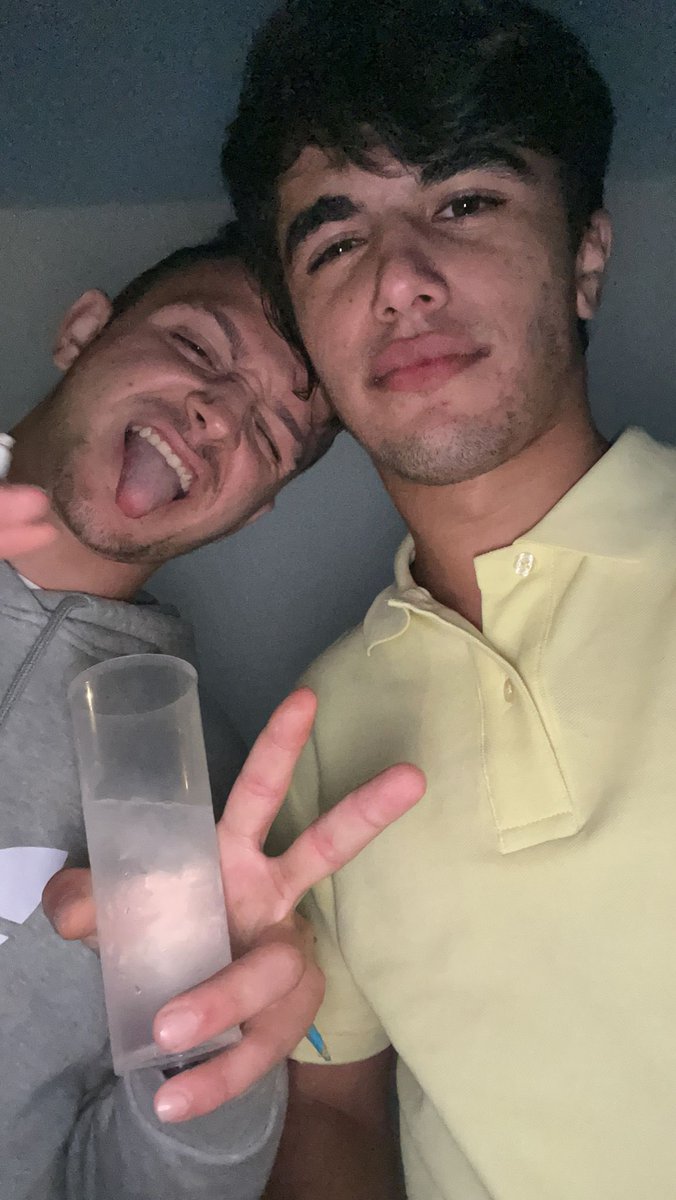 ponce_antoni0's tweet photo. Ganas de hablar contigo. Ganas de pasarte la pelota. Ganas de montar juntos a caballo. Ganas de echarnos un cubata. Ganas de ir de fiesta. Ganas de que pongas musica en el coche. Ganas de reírnos juntos. Ganas de todo, menos de olvidarte. Tq❤️ https://t.co/utyRtMPdId