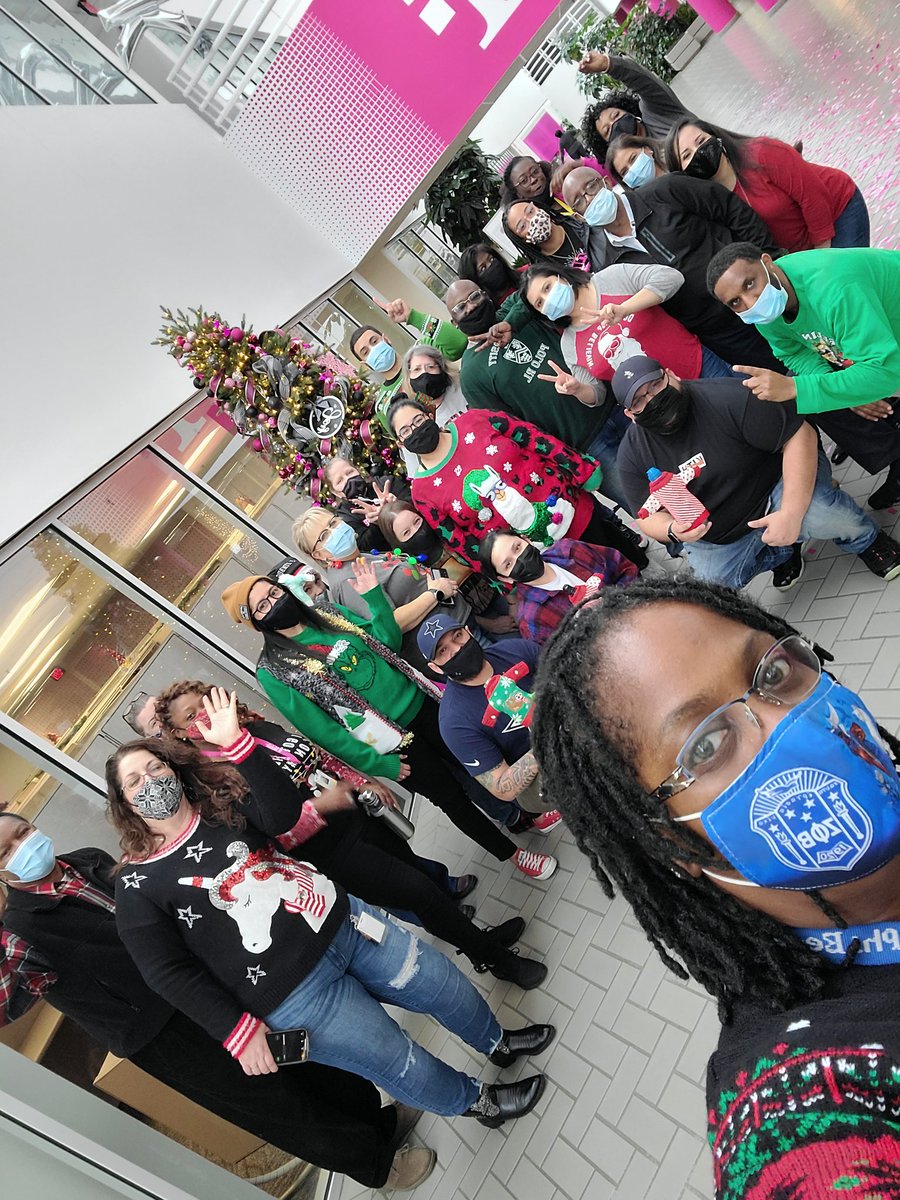 BlueLove_1920's tweet photo. Pix from today's Ugly Sweater Contest &amp; Parade at Irving CEC #ILoveMyJob #MyJobIsBetterThanYours #TMobileRocks #AreYouWithUs https://t.co/tOiore2RU7