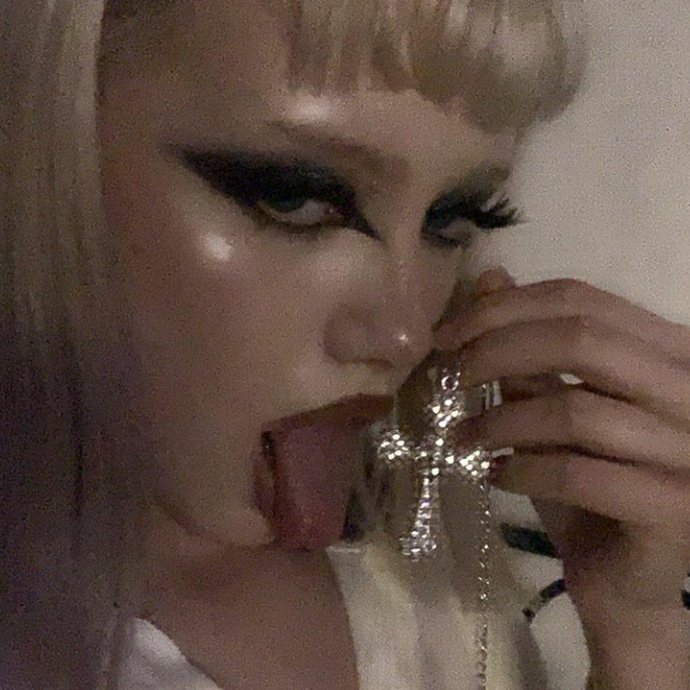 satxgg's tweet image. ㅤ  ㅤ   
ㅤ  ㅤ   ㅤ  ㅤ   ❨ ،  𝐈'ꭑ 𝗴σıng : 𝗯αɔk 𝑡o
ㅤ  ㅤ   ㅤ  ㅤ       ㅤ 𝟬爱.𝟓𝟬𝟓.爱𝟬