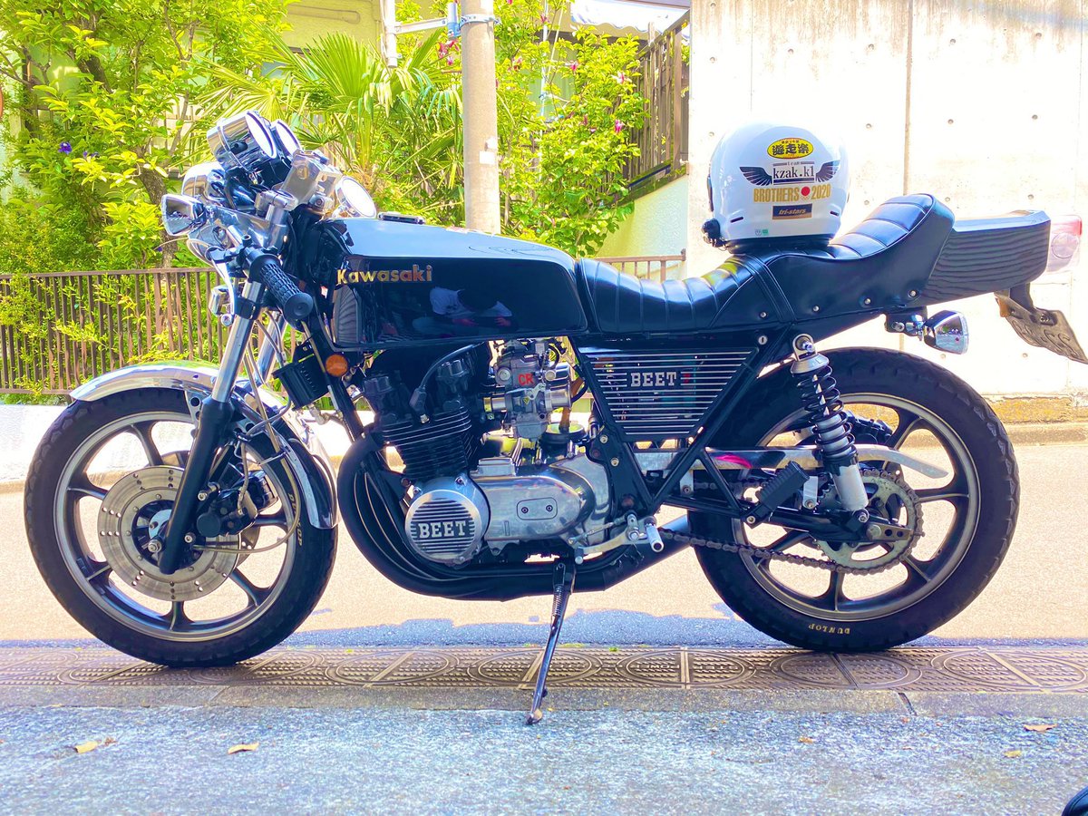zrs_1032's tweet photo. 知り合いの単車が盗まれました。
見掛けた方や何か情報有る方が居ましたら連絡下さい。
場所は東京都板橋区
現状は腰上がバラして有る状態みたいです。 https://t.co/RpS2YRET9w