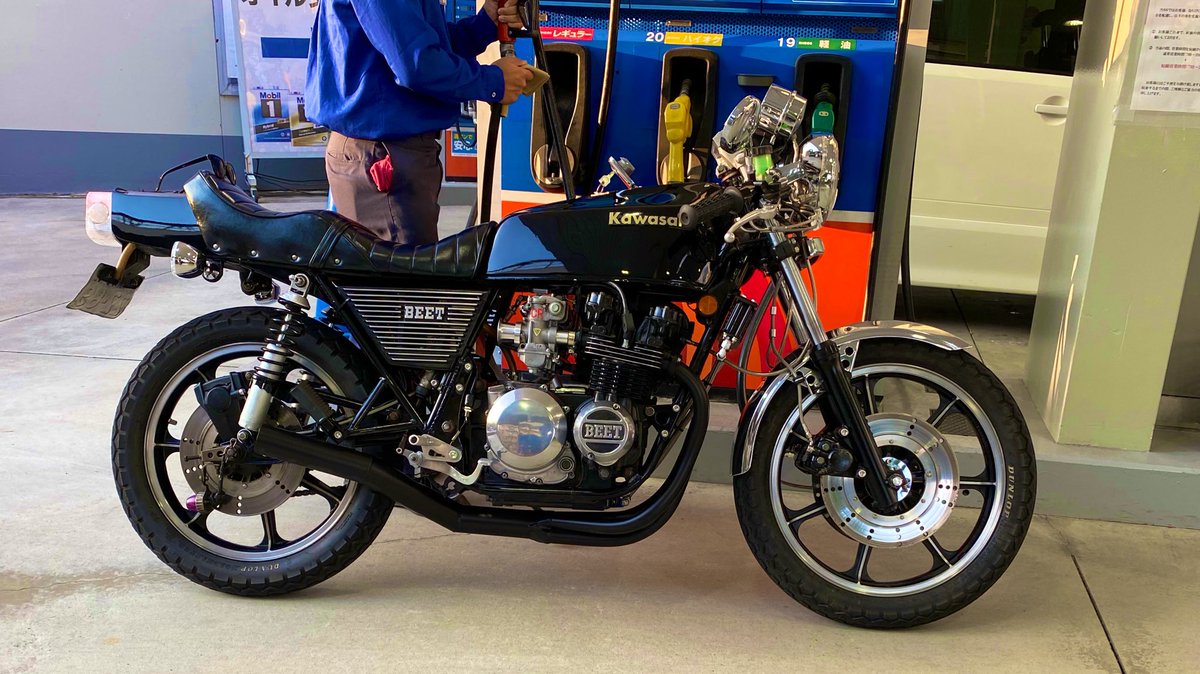 zrs_1032's tweet photo. 知り合いの単車が盗まれました。
見掛けた方や何か情報有る方が居ましたら連絡下さい。
場所は東京都板橋区
現状は腰上がバラして有る状態みたいです。 https://t.co/RpS2YRET9w