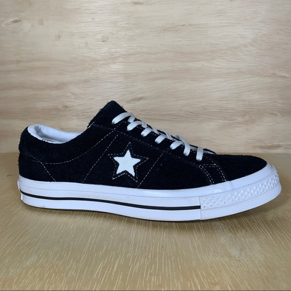 DemFigBonilla's tweet photo. So good I had to share! Check out all the items I'm loving on @Poshmarkapp #poshmark #fashion #style #shopmycloset #christianfranchet #converse: https://t.co/1nxJxnPtqr https://t.co/AWuSo91x1B
