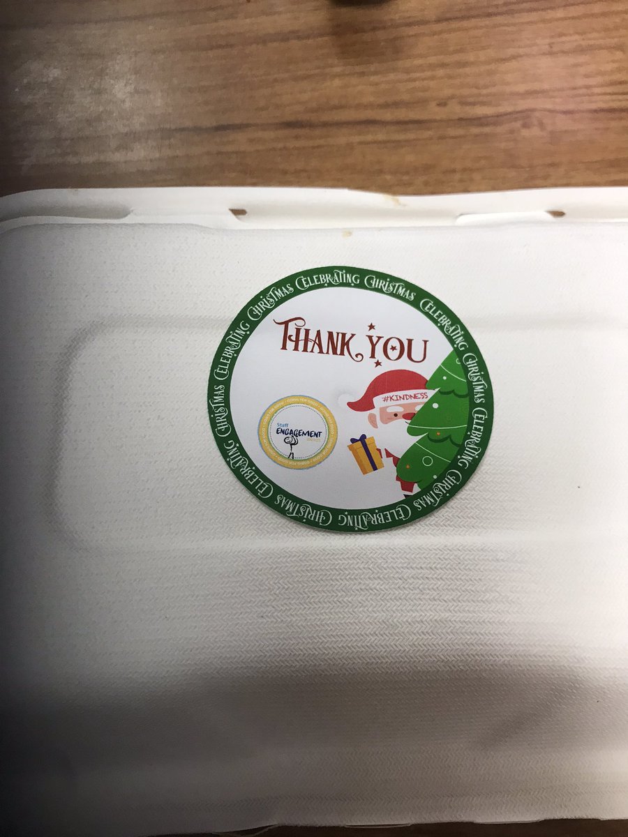 HoareChrissy's tweet photo. So a few of #teamultrasound @QEHRadiology had a socially distanced festive meal after work tonight. Thank you, it was excellent @TeamQEHStaff @StewartNimmo1 @NeuzaRussell https://t.co/aeGFzNIflf