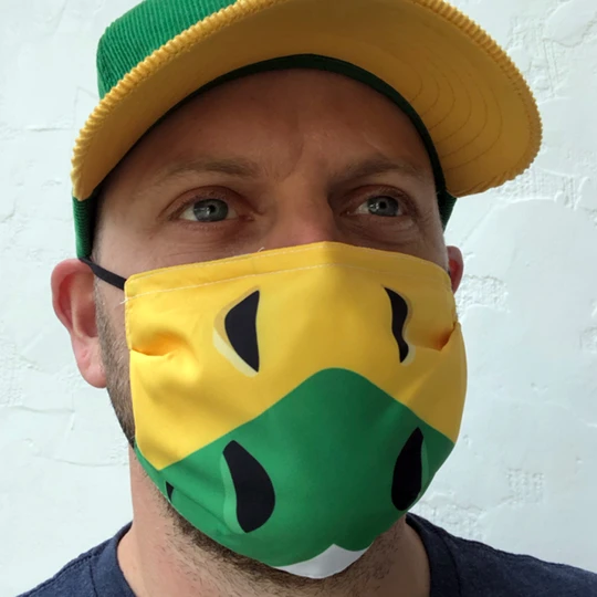 Who doesn't need a Gilles Meloche inspired mask stuffed in their stocking?  <a href="/FanHQ/">Fan HQ</a> has them on sale for $10 right now! fanhqstore.com/collections/10…