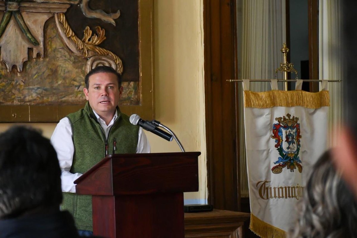 ANavarroMX's tweet photo. Participamos en el I conversatorio "#GuanajuatoCapital en la #Agenda2030: hacia las Familias Sostenibles", con expertos de cinco países, que nos ayudarán a seguir generando políticas públicas de vanguardia, y con visión a largo plazo.
🇦🇷🇨🇴🇨🇱🇪🇨🇲🇽
#PensandoEnGrande #PLAN24 https://t.co/UfK8pzZfLc
