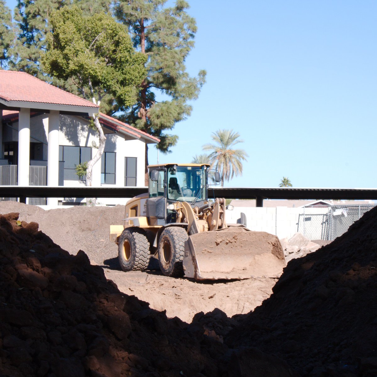 formthird's tweet photo. Construction at Collins Court is well underway both in the field and prefabrication. Even with all the current supply issues, we are still slated to reach completion mid-2022.

#buildingbetterbydesign #azcontractor #supportivehousing #buildingsite https://t.co/b3uJ7xqLjY