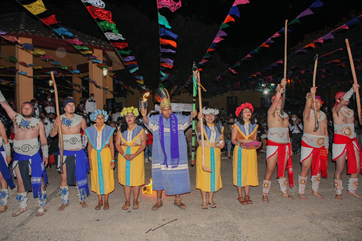 IJECH_Chiapas's tweet photo. 🔈Asistió la titular del #IJECH a la Inauguración del XXII Encuentro Nacional de Juegos y Deportes Autóctonos y Tradicionales, realizado en Comitán de Domínguez.
#JuventudesDeCorazón https://t.co/UWu1GX2x1e