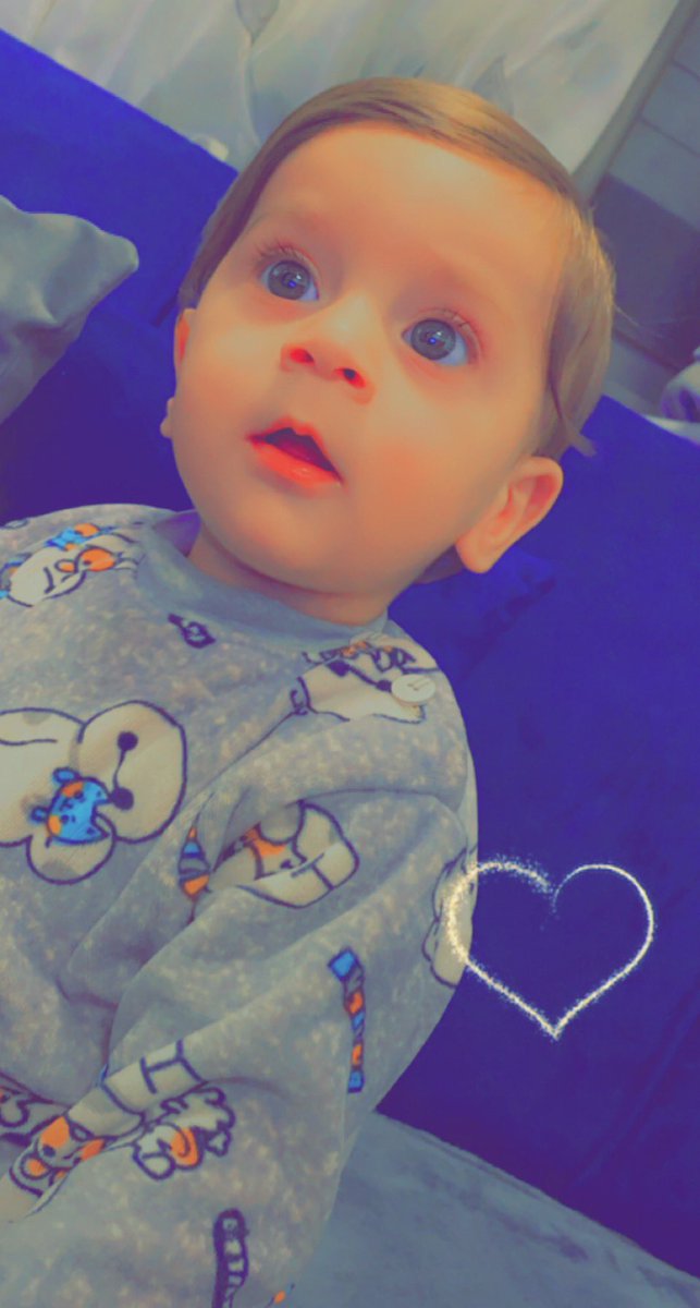 AngelToTo tweet media