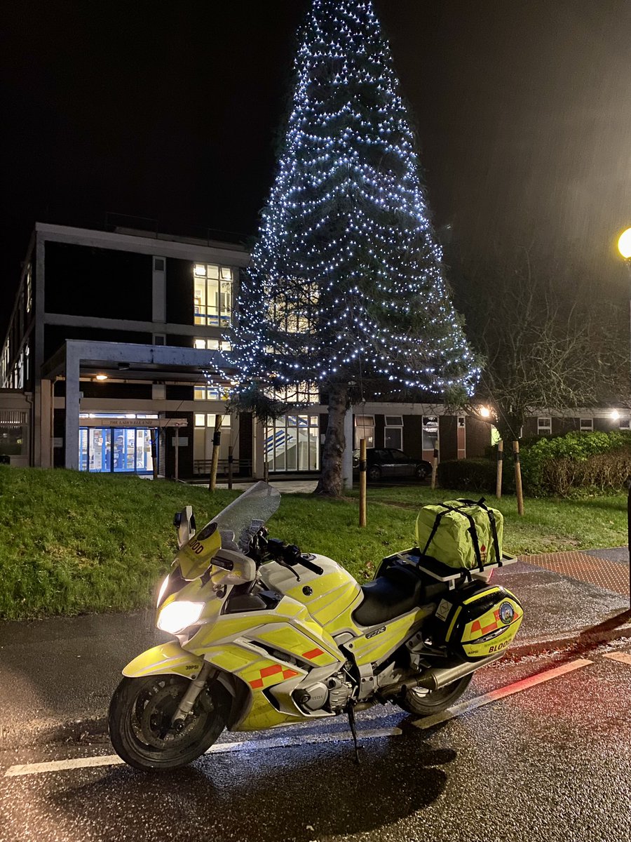 roybroad's tweet photo. On duty @SWBloodBikes and a 200 mile round trip to deliver urgent neonatal frozen breast milk @ndht #SCBU more than blood and meds #ItsWhatWeDo #BloodBikes #Christmas #Devon #volunteers https://t.co/936eKmtvHx