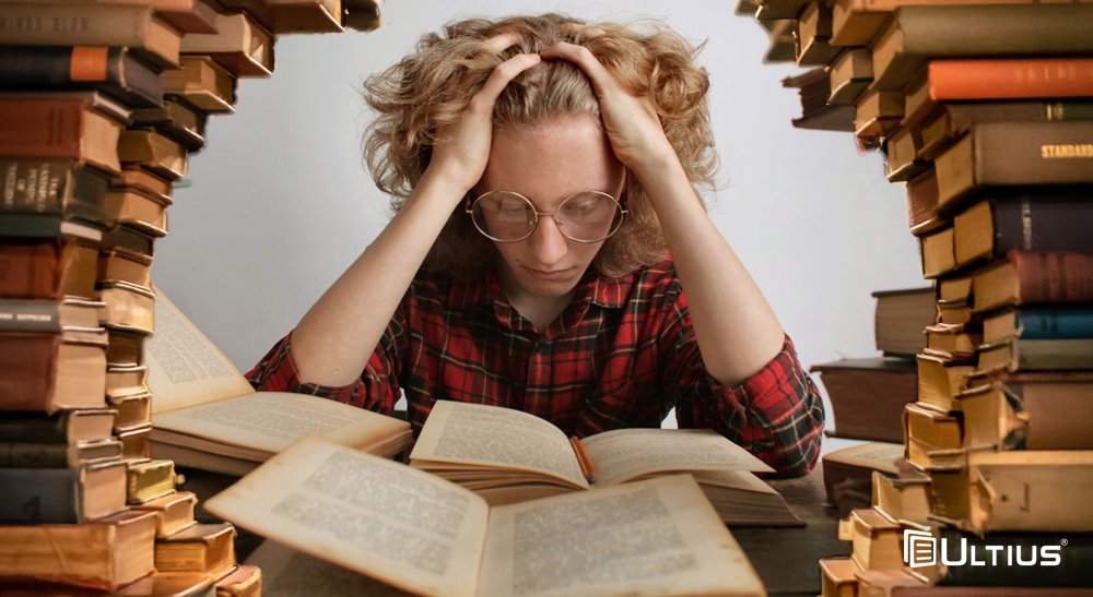 UltiusInc's tweet photo. Finals week is more stressful than ever! Check out these 10 fun tips to help you get through finals week! https://t.co/2lrVtGocKa https://t.co/7adWkLt4Gq