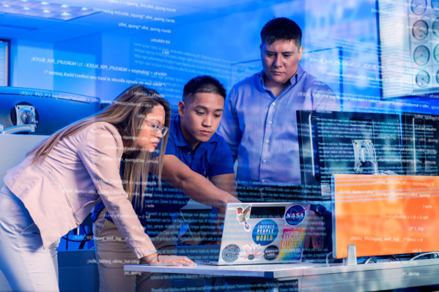 strent22's tweet photo. .@BoozAllen San Diego, mission-focused work is only part of the equation. Here, you’ll develop your technical skills and be empowered to own your career. Apply today! #LifeAtBooz #SDTech https://t.co/9ebdzID4he https://t.co/HpmBk5AUqU