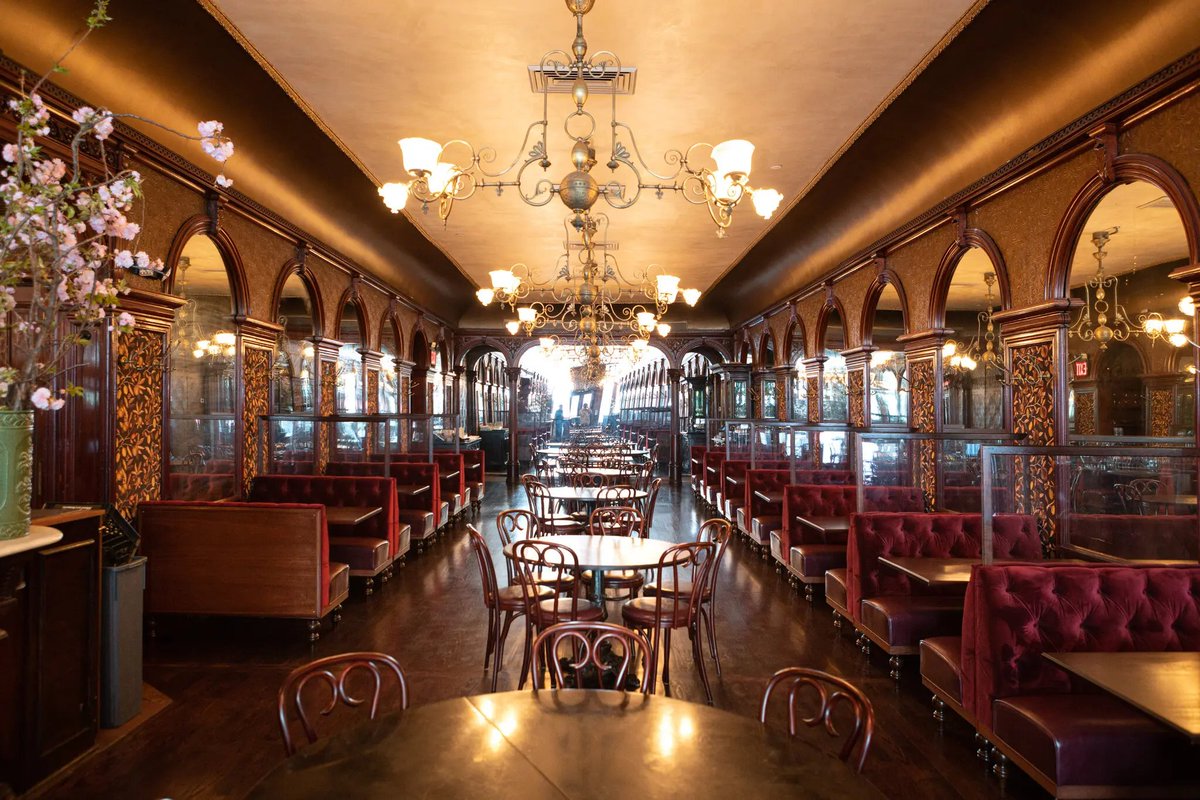 rauldougou's tweet photo. .@colsonwhitehead~
@nytimes reports @gageandtollner is now one of the top 10 restaurants in NYC.

It shows progress actually means building on the past:
https://t.co/6HOFqu1jTd

We're hoping to do that with @DowntownBklyn's Black suffragist history, too:
https://t.co/Fu8FcCzWcr https://t.co/vibMerycKA