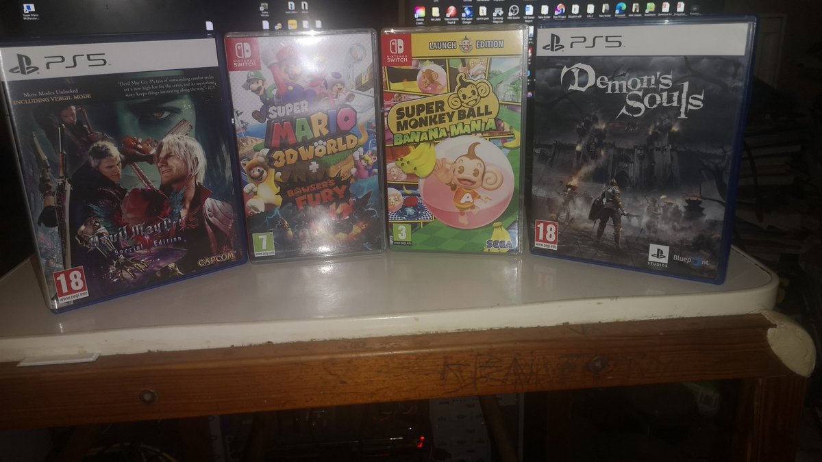 LitReidy's tweet photo. Lot of quality remakes and re-releases here, just a few of my favourites over the last year. What remakes or re-releases do you want to see? I'd love to see the PS2 Ratchet &amp; Clank games on PS5, and also more old Metroid games on Switch. #tusgamers21 https://t.co/niSqN640MT