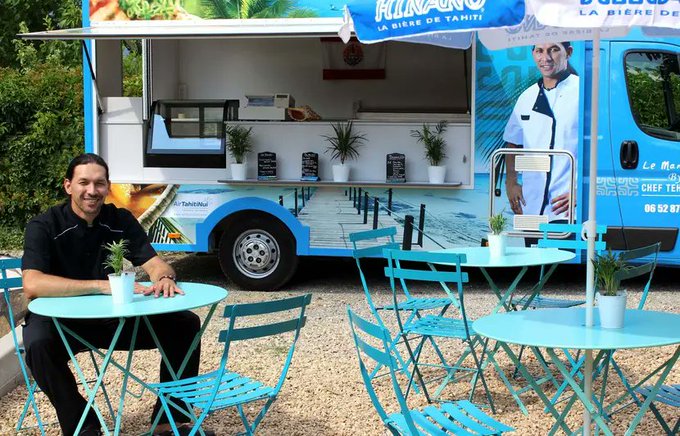 FredSherman333's tweet photo. #KohLanta2021 #KohLanta 

Teheiura: "Bonjour, Claude, un kebab, comme d'hab?" https://t.co/fBpYnzYnfj