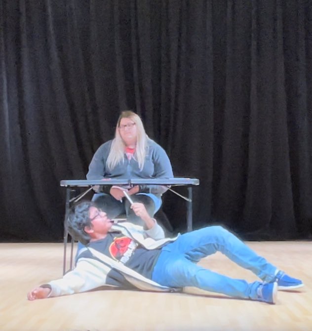 LoriJintheArts's tweet photo. The advanced acting class performed 10 minute scenes last week! So much talent! #courage2create #themount @MauryCoSchools https://t.co/Az6G3E4RRC
