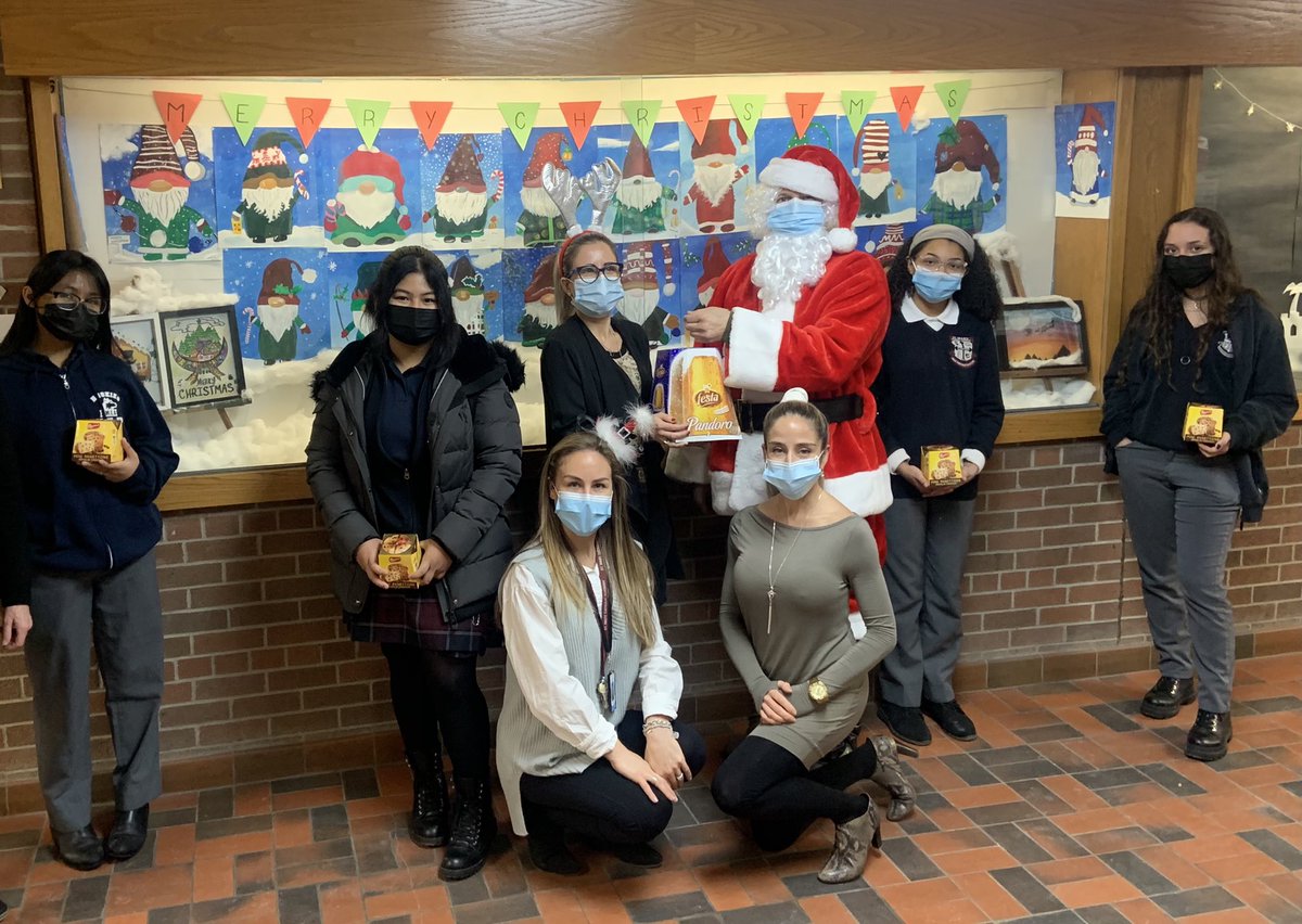 SantoroArtEdu's tweet photo. Thank you to our Trustee, Frank D’Amico for visiting the winners of the Christmas card contest for the @AFLToronto and delivering some panatone personally to them! Your generosity and thoughtfulness were both greatly appreciated 🎁 @TCDSB #christmascards #visualarts #contast #art https://t.co/B9WKxsv1HK