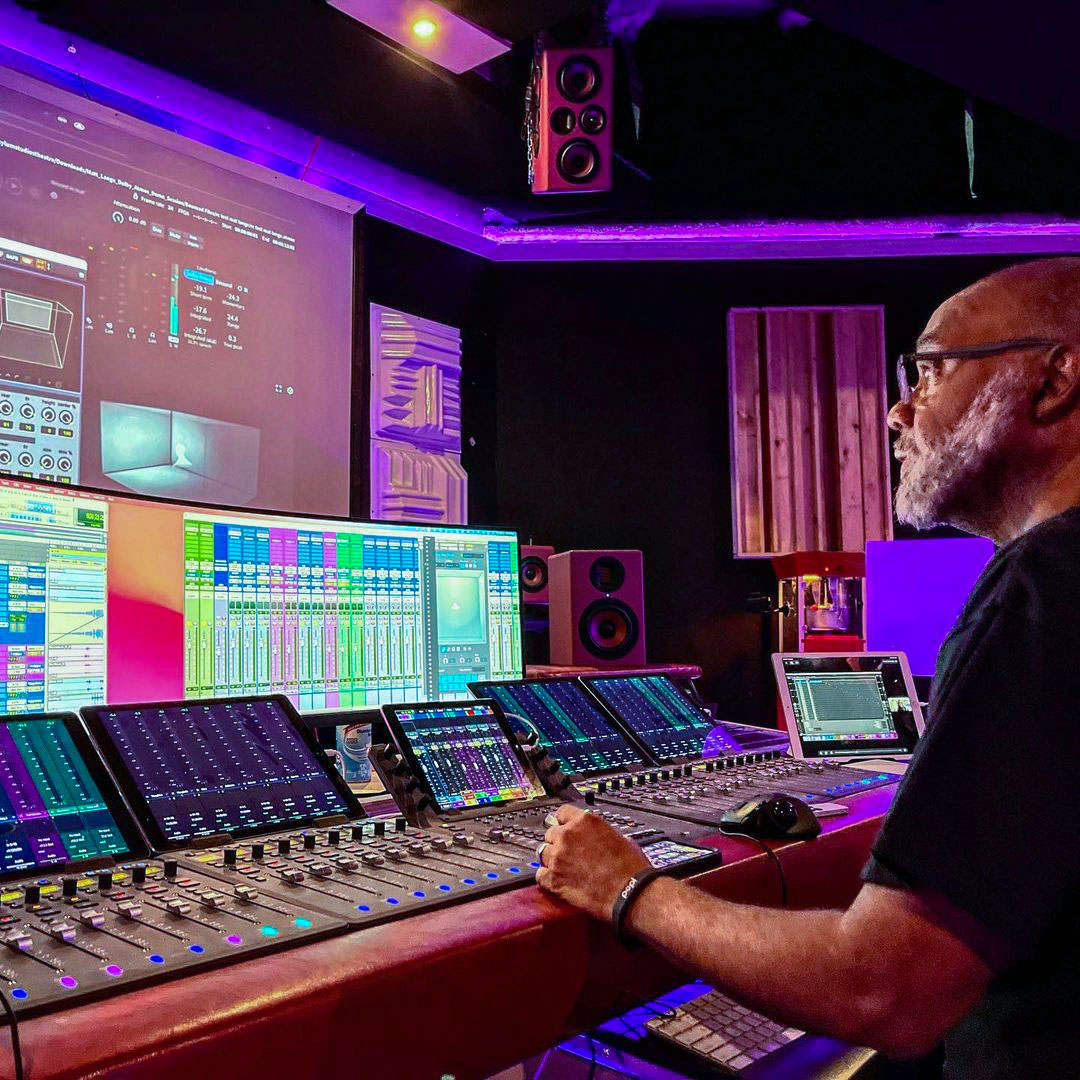 AvidProTools's tweet photo. 🔊 In the studio with MouseQuake
📷 https://t.co/WzdwEMSkPb
▶️ https://t.co/LNIgmkN0JV

#studio #mix #mixengineer #mousequake #avids1 #protools #avid https://t.co/r2VmmFeFZ2
