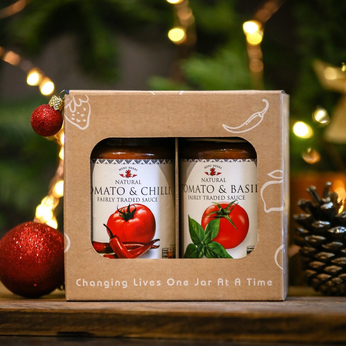 TrueOriginFood's tweet photo. Just a week left till our last shipping day for #Christmas. Please make sure your orders are in by the 21st. We have a choice of boxed gifts sets &amp; even empty packs so you can make up your own mix of our delicious #FairTrade products. https://t.co/MT1Pu7HIb7 https://t.co/lu1eLegxDN